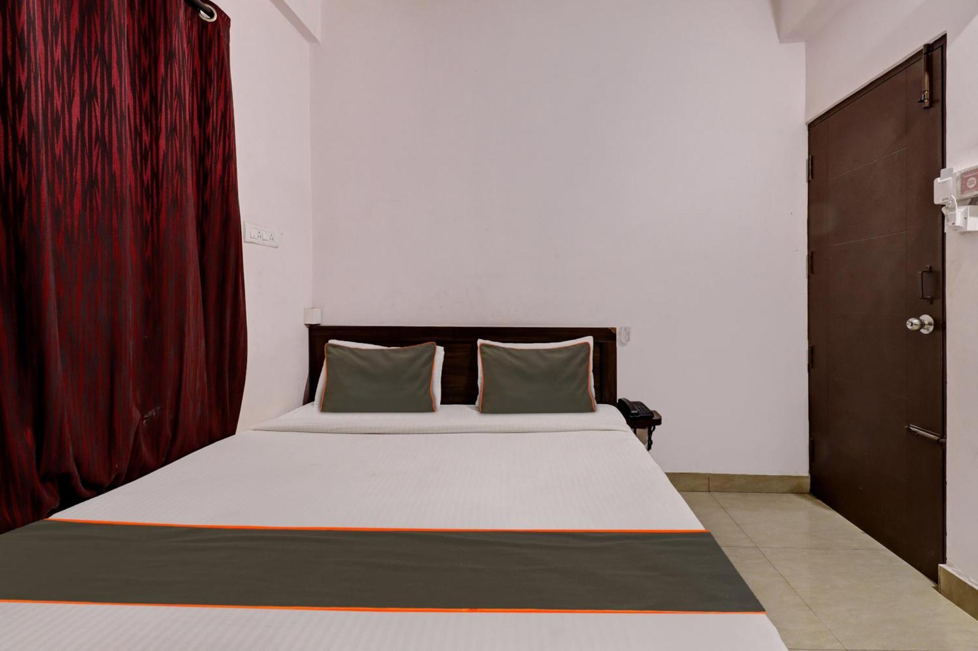 Collection O Hotel Alfa Inn Bangalore Bagian luar foto